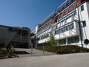 Hofstetten-Grünau, Volks- und Hauptschule 